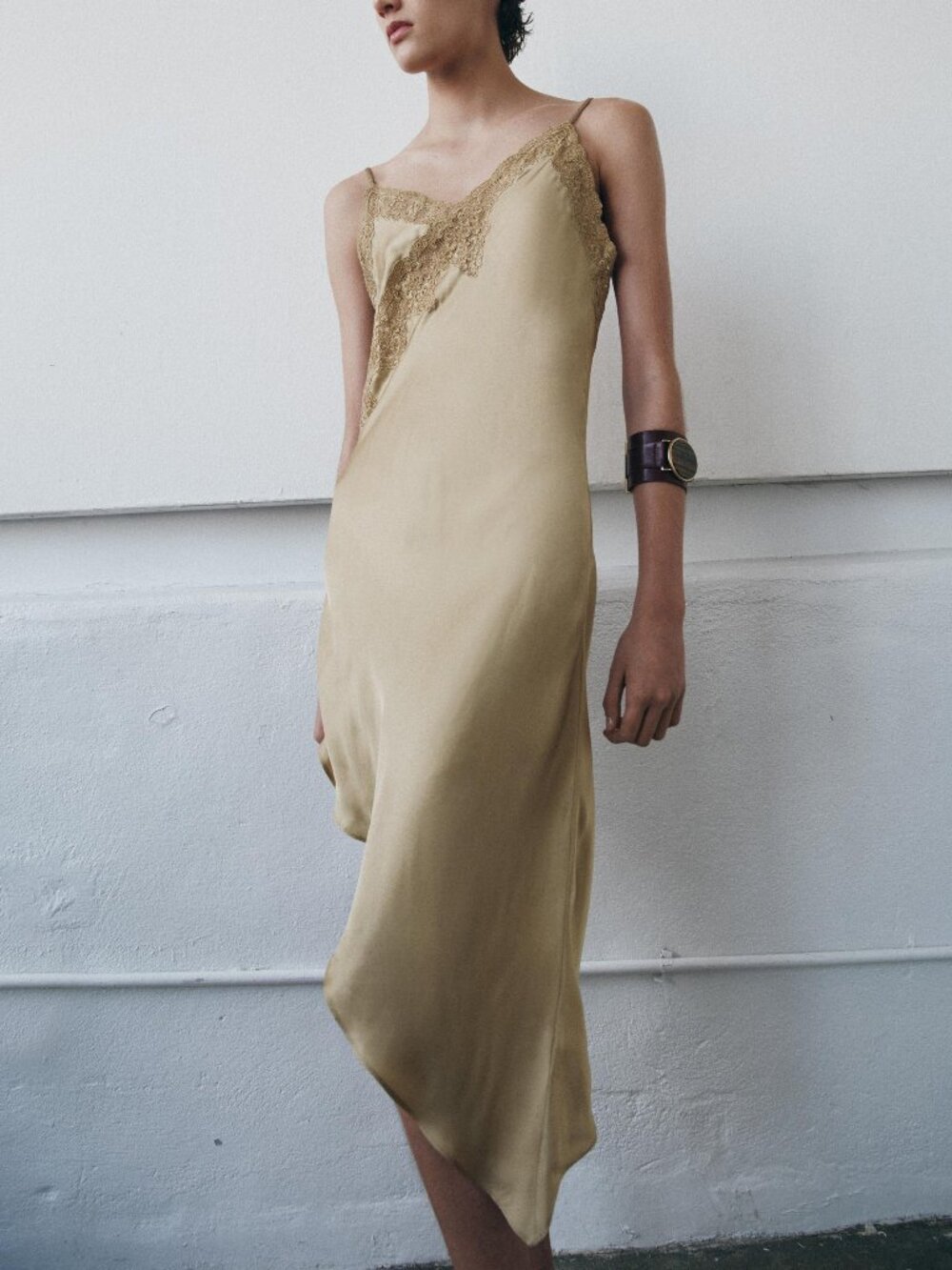 Zara Woman Collection Asymmetric Satin and Lace Dress in Beige Size Medium NWT - Picture 4 of 9